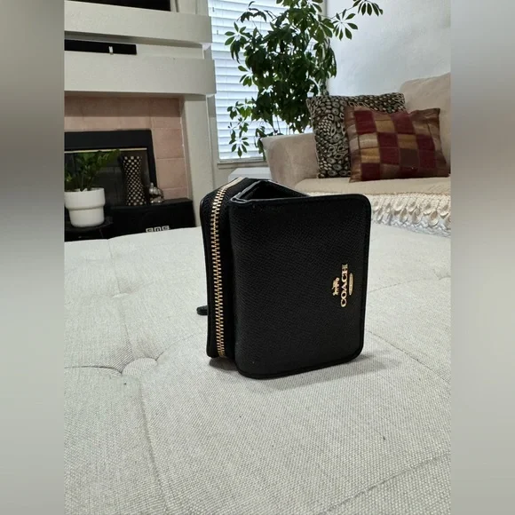 Coach Tri-Fold Wallet - Picture 3 of 5